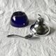 Confiturier-sucrier poire vintage en métal chromé et verre bleu cobalt