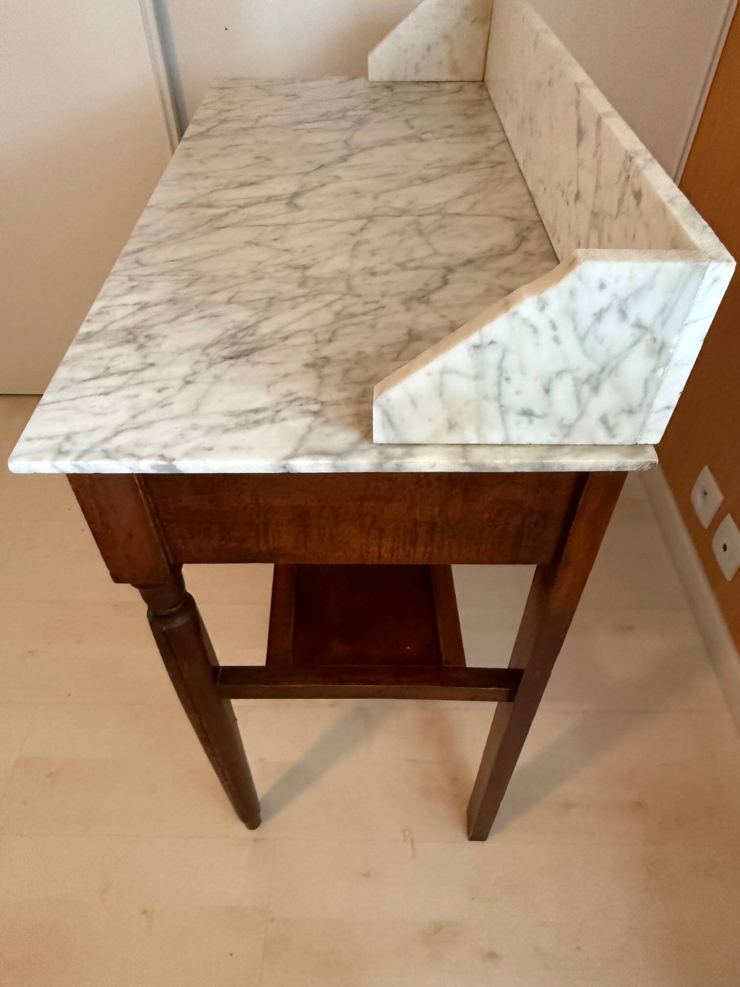 1930s bathroom furniture