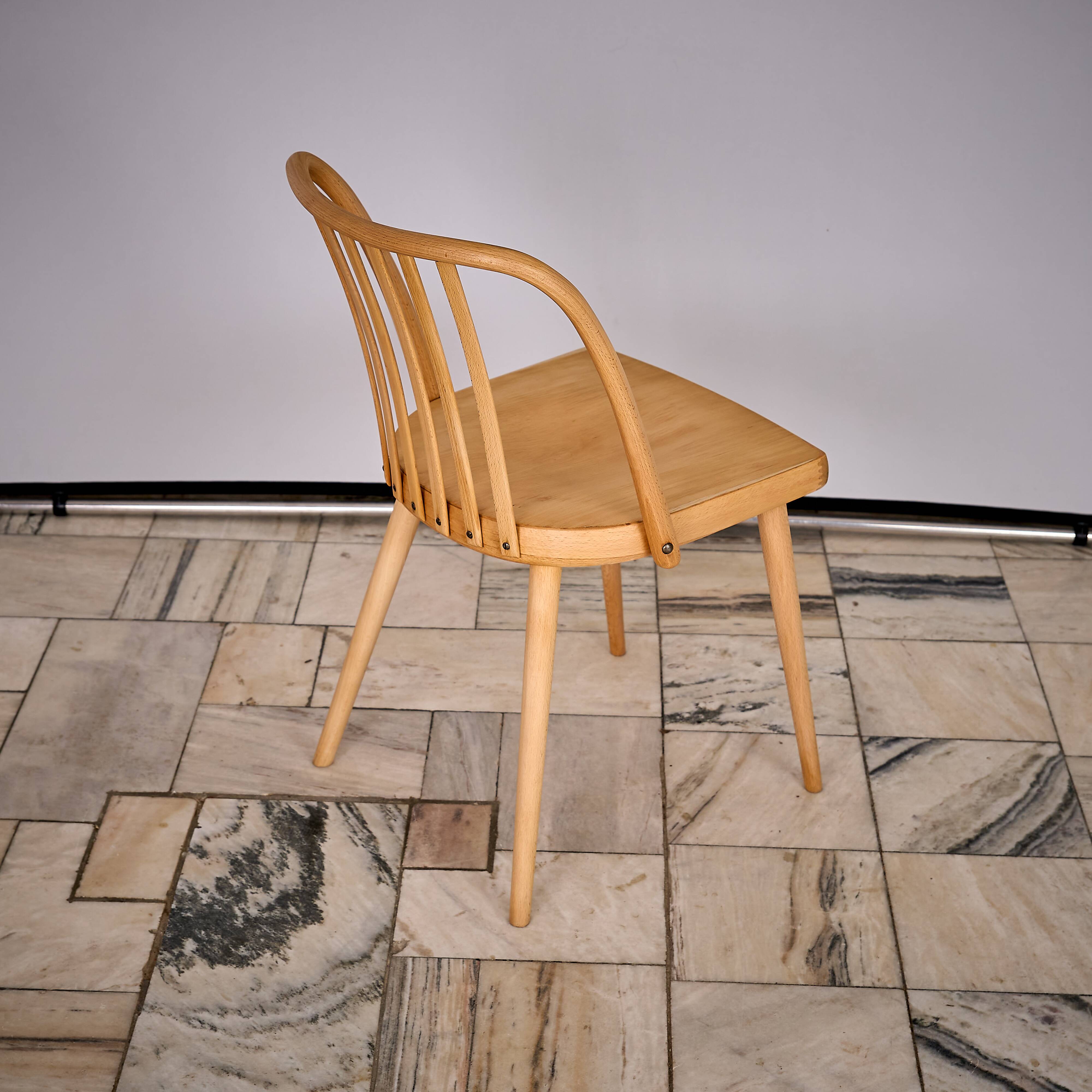 Ensemble de 3 chaises emblématiques de F. Jirak et A. Suman pour Tatra Tchécoslovaquie, 1