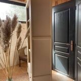 Storage cabinet