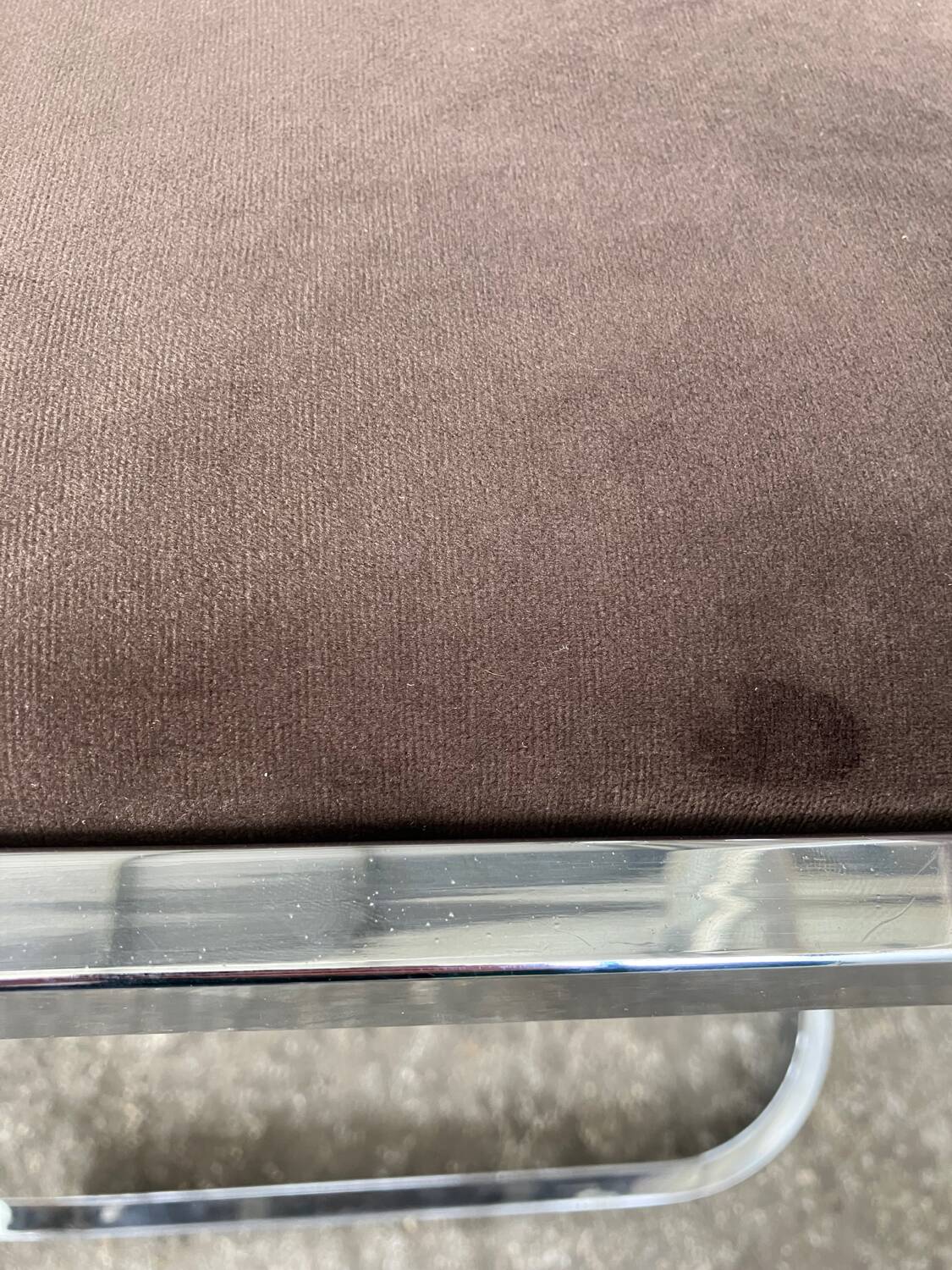 Paire de chaises chromées vintage 1970