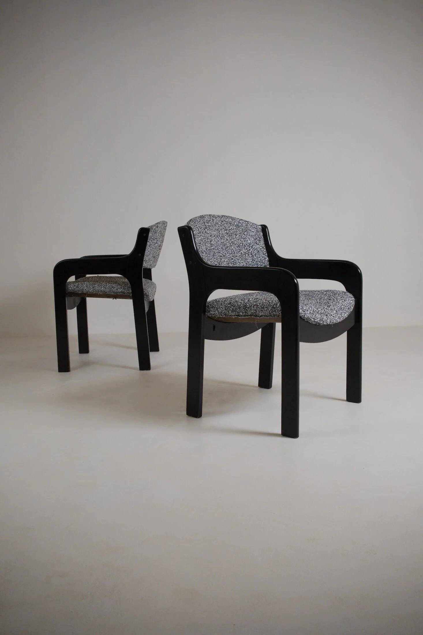 Chaise dans le goût de Eero Aarnio