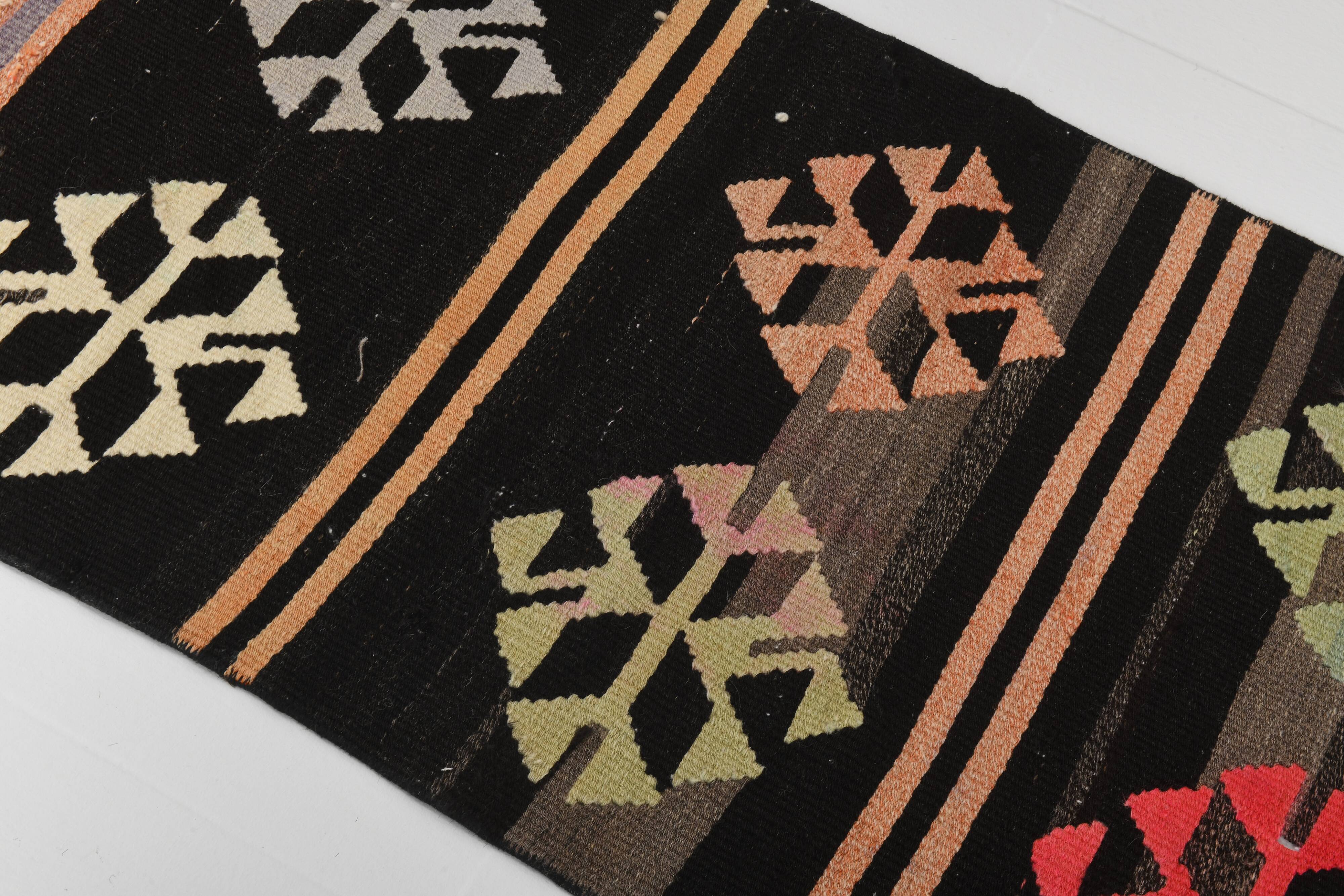 2x7 Salmon Beige Vintage Kilim Runner Rug, 64x226Cm