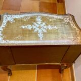 Florentine wooden chest of drawers