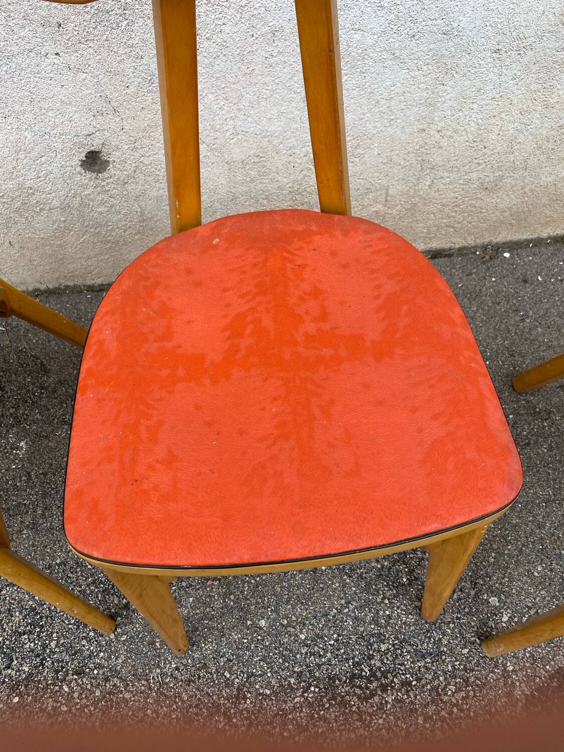 4 Luterma banana bistro chairs