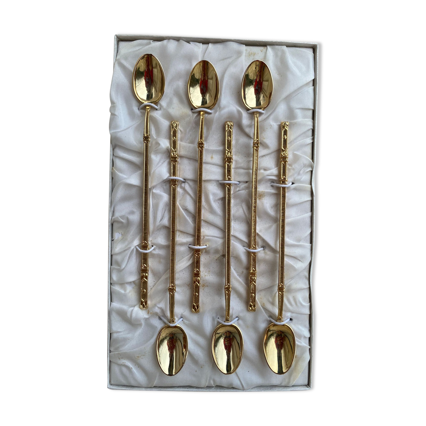 6 golden teaspoons/tea spoons