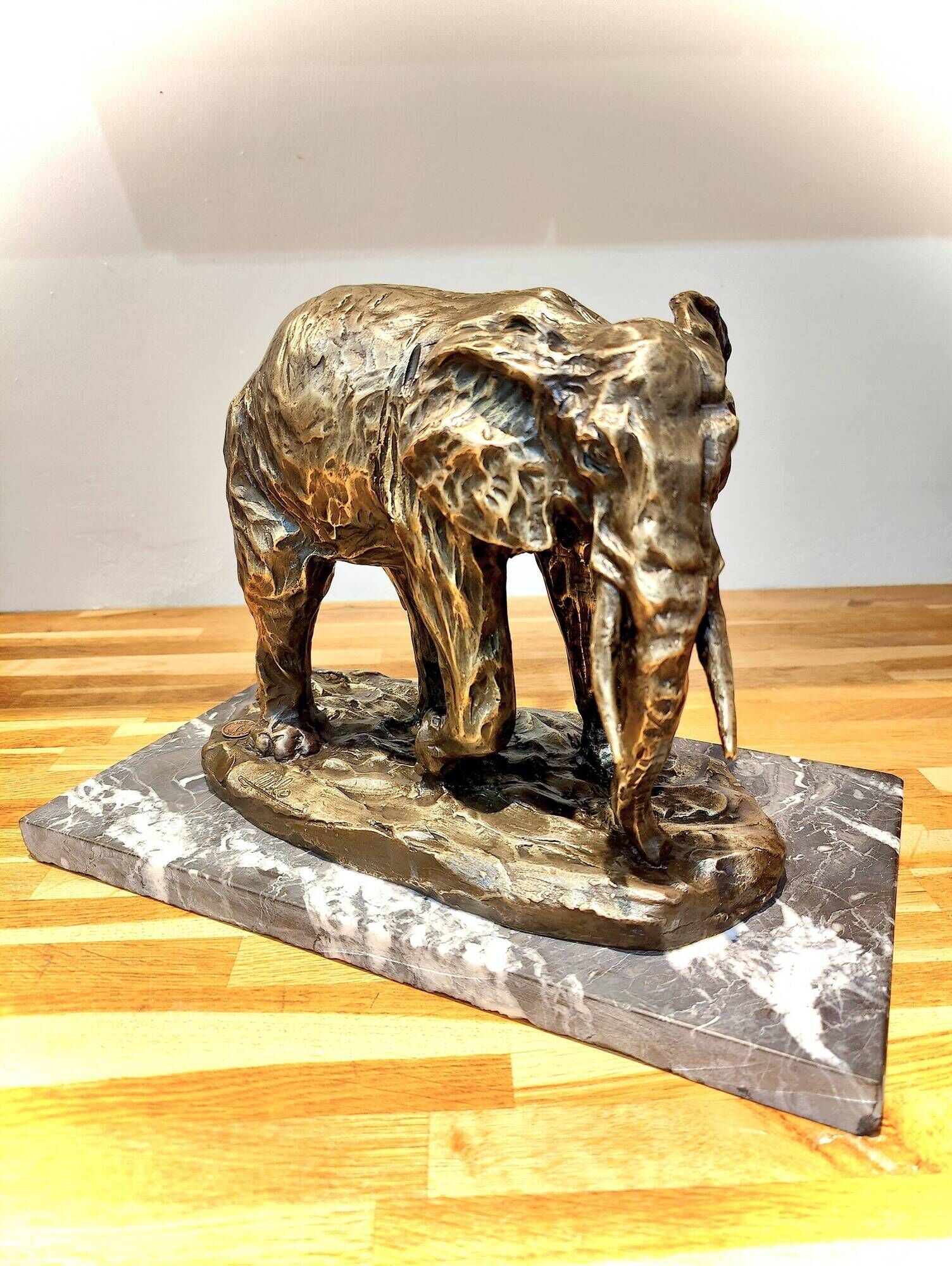 BRONZE ELEPHANT STATUE MILO