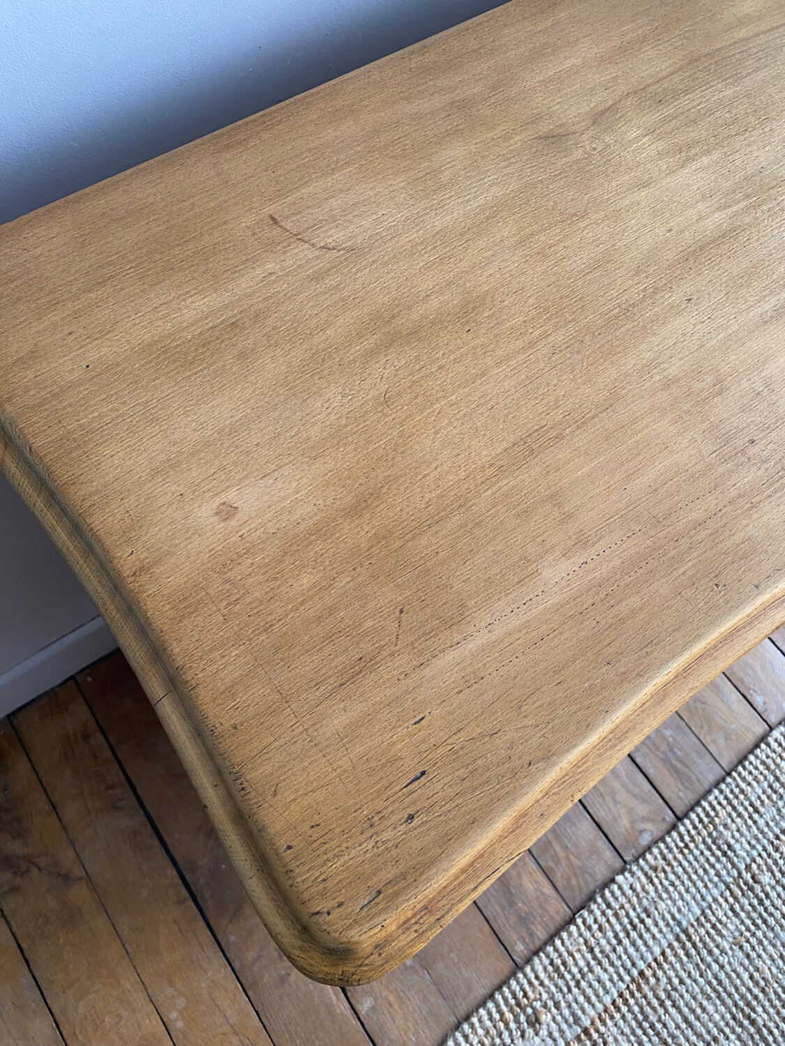 Vintage wooden chest of drawers