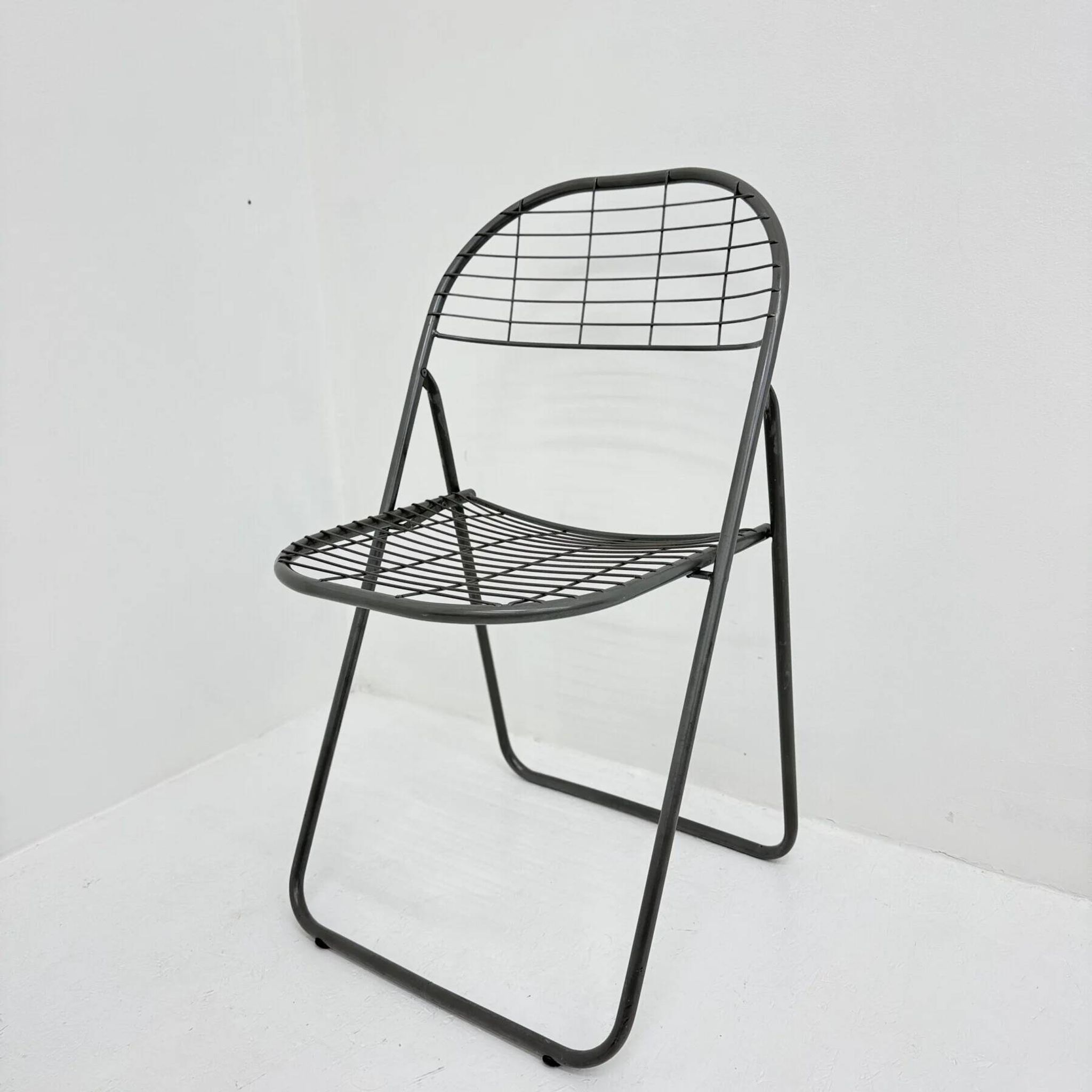 Niels Gammelgaard for Ikea grey wire metal folding chair, 1970s