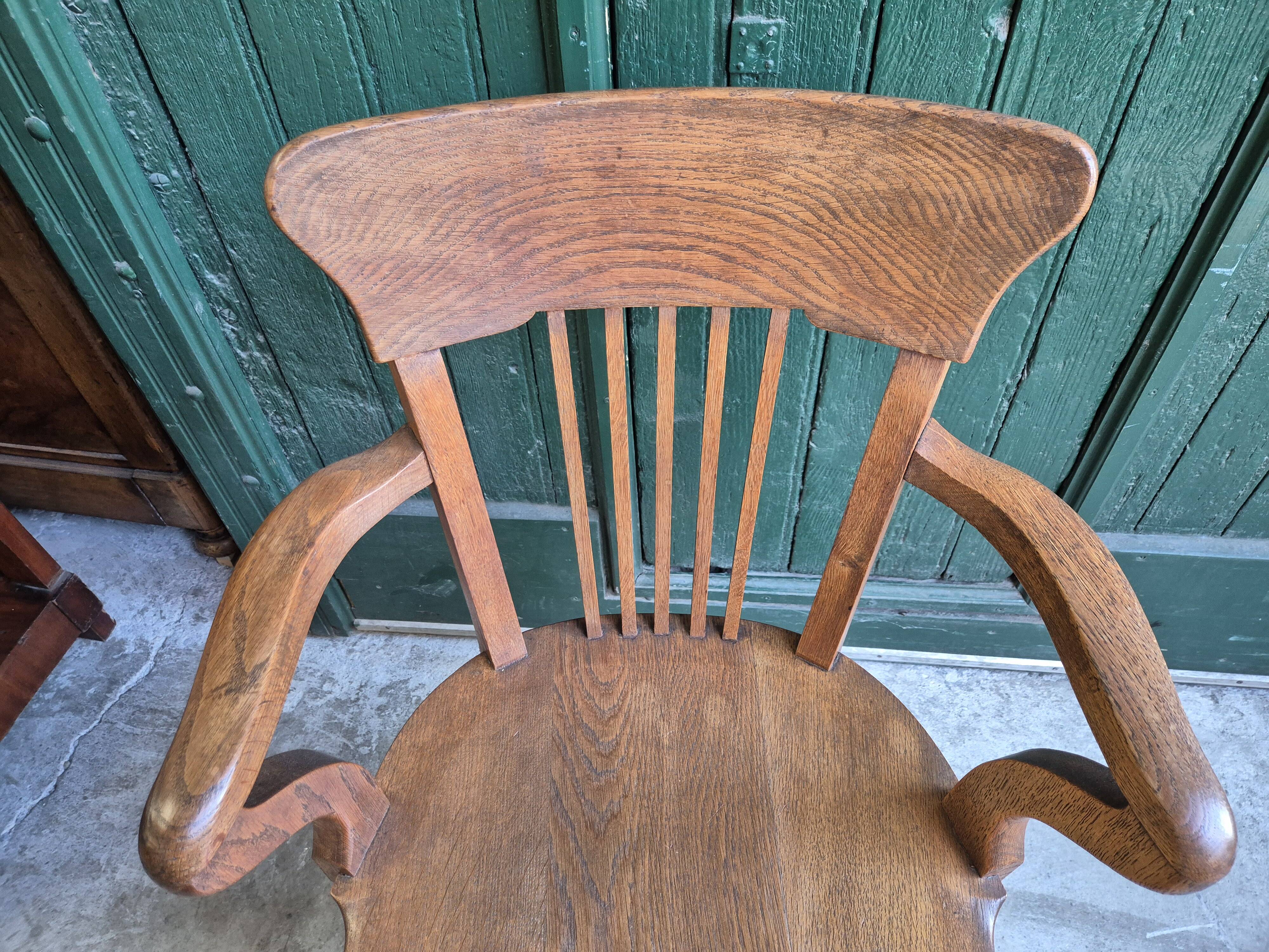 Fauteuil de bureau americain en chene reglable 1950