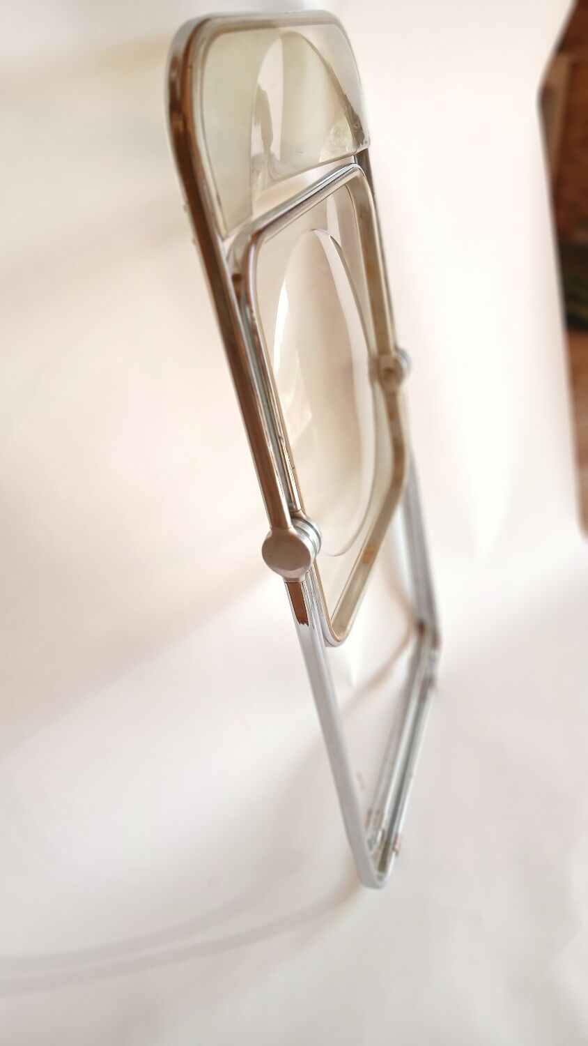 Plia chair by Giancarlo Piretti