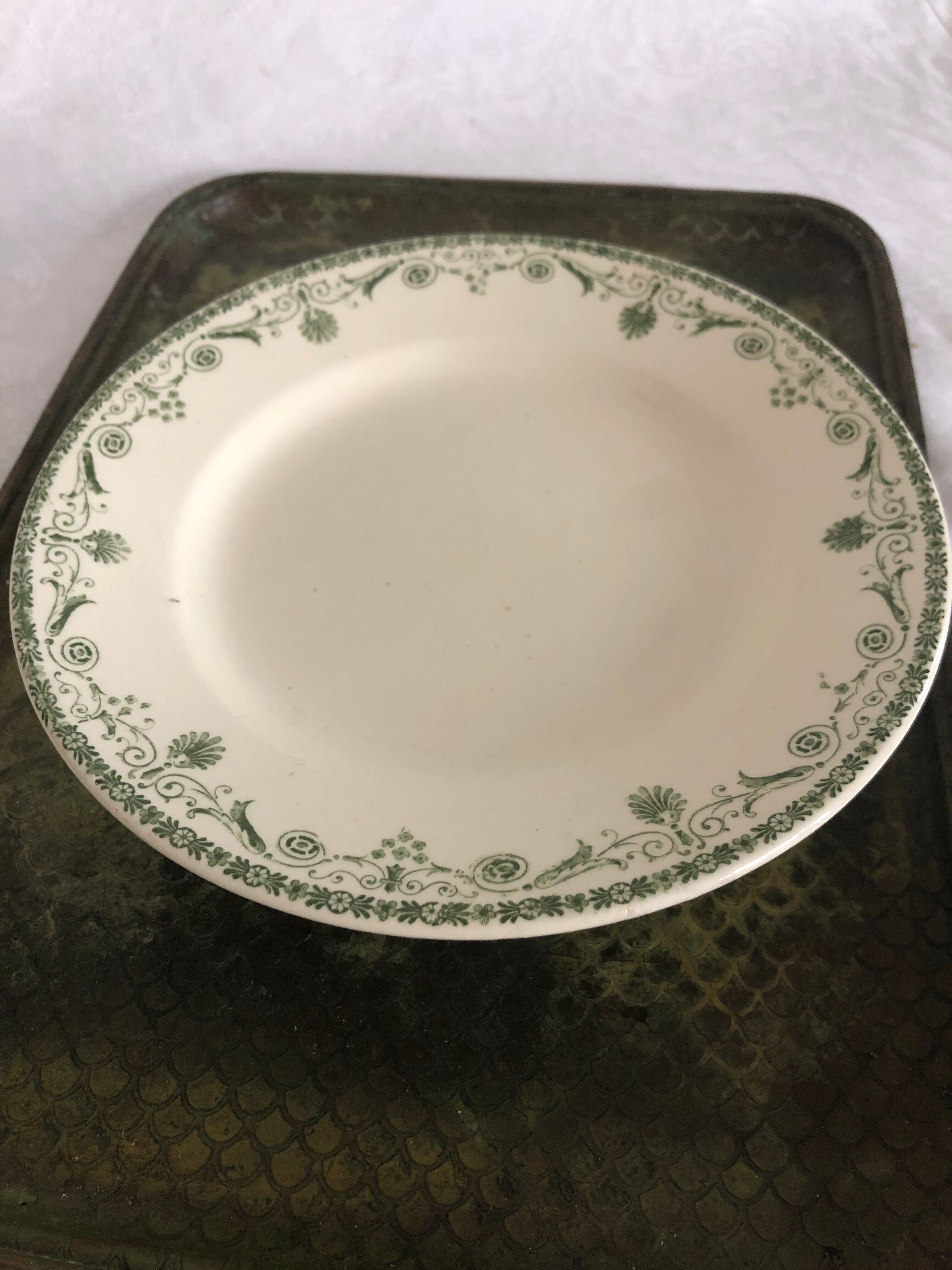 Dish on piedouche earthenware, vintage BHV crockery