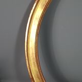 Old oval frame gilded wood with gold leaf 58.5x48.5 cm, foliage 49.8x40.8 cm SB