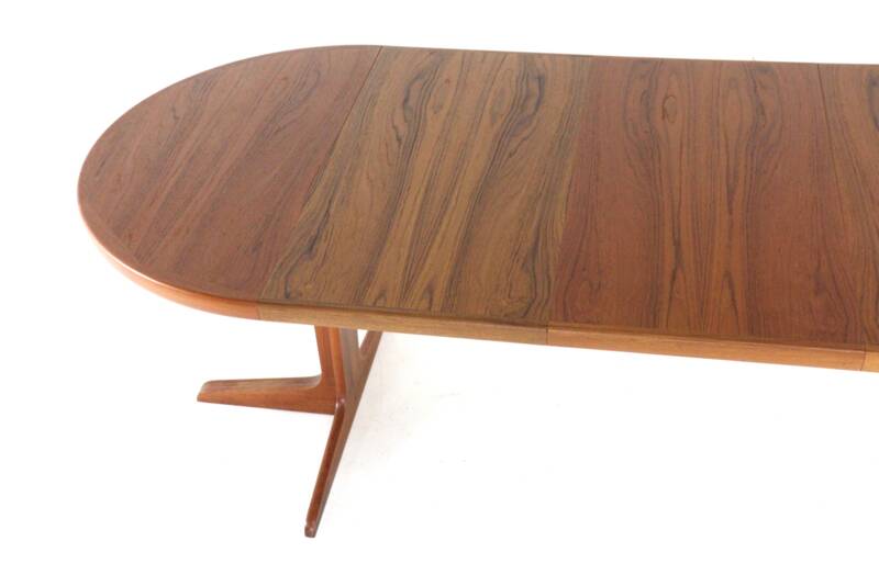 Round 3x extendable dining table 'Hampen' - danish teak mid century modern