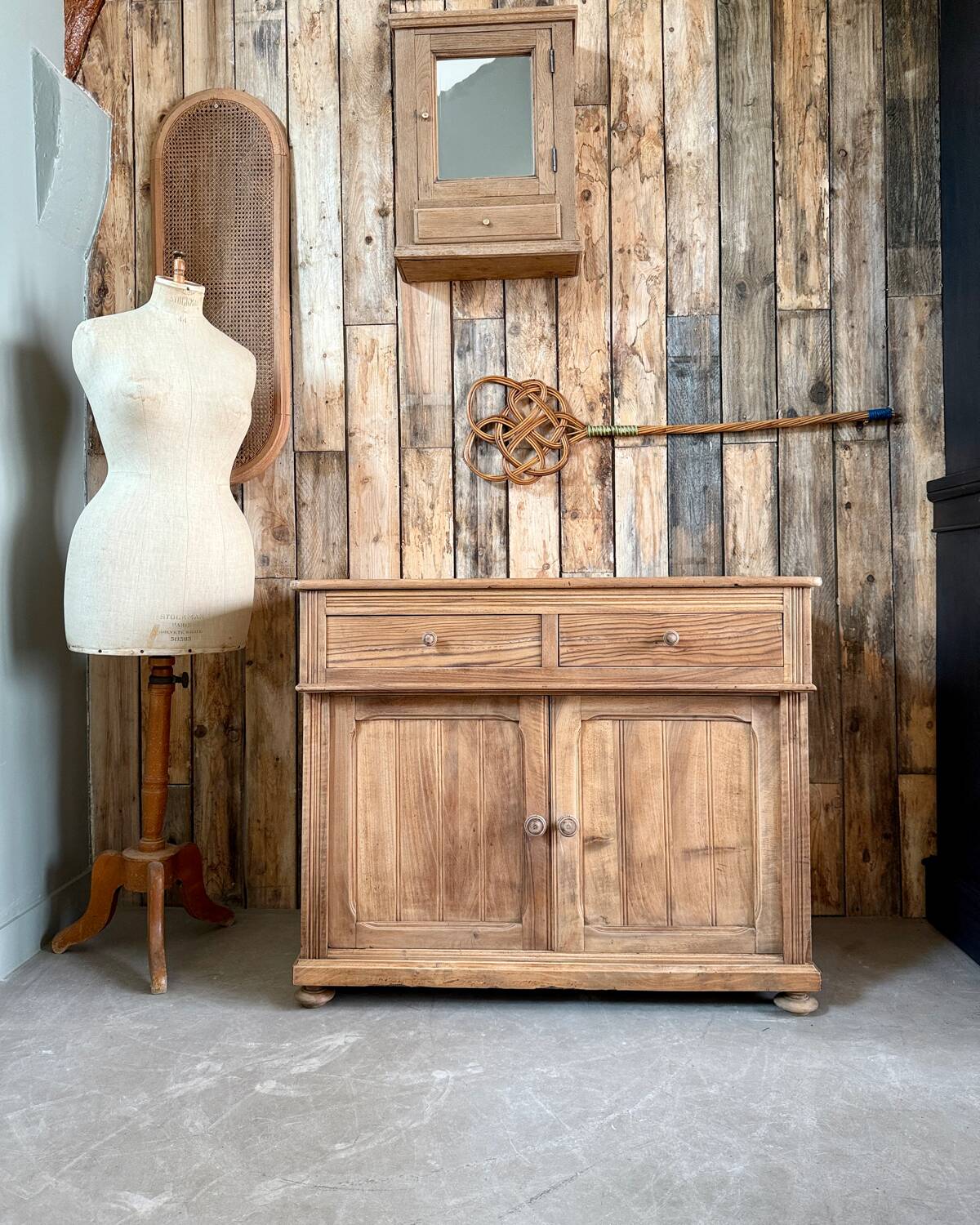 Country sideboard (renovated)