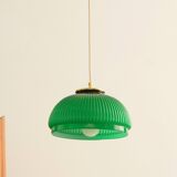 Green opaline suspension