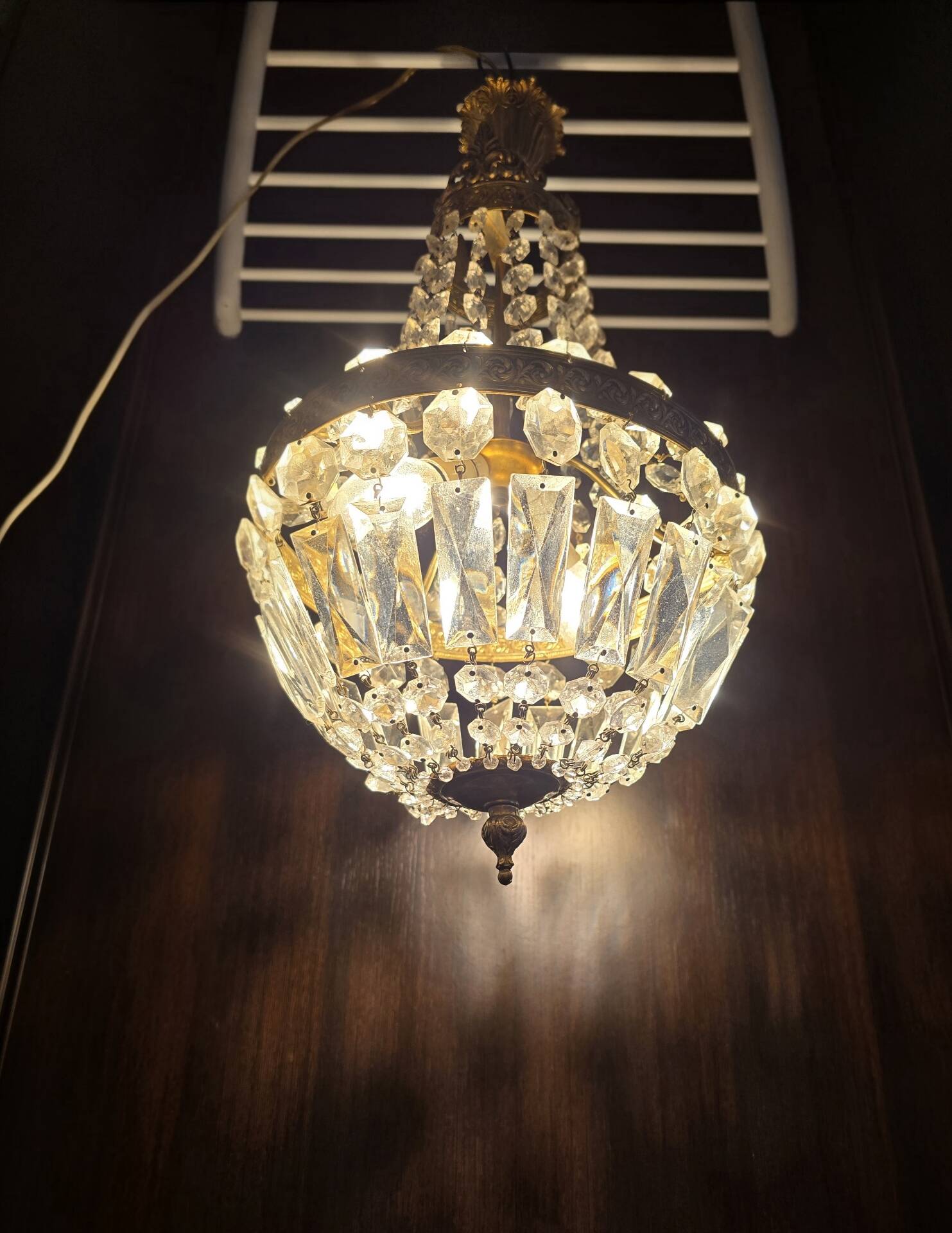 Lustre montgolfière verre et laiton