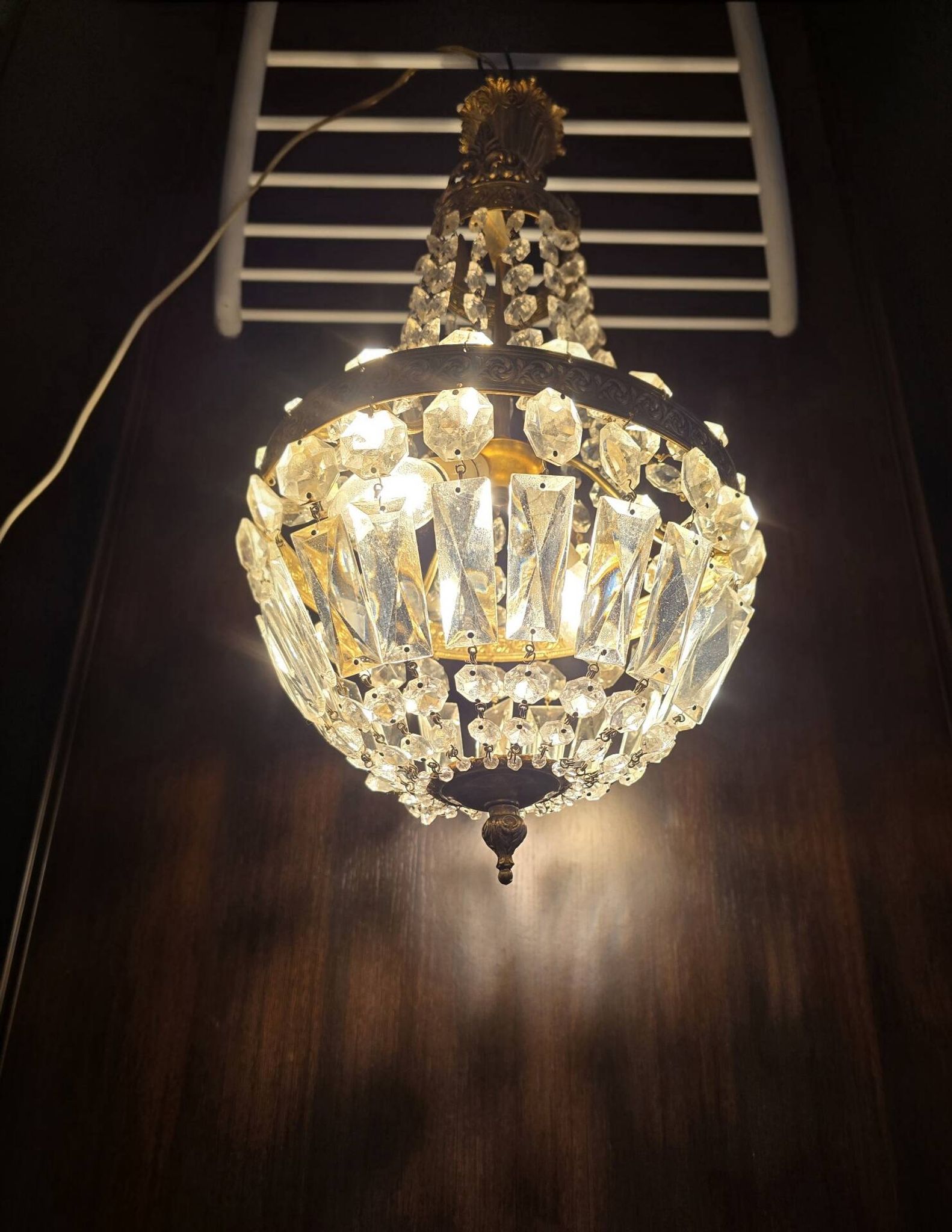 Balloon chandelier in glass and brass