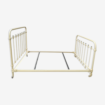 Iron bed