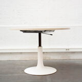 Tulip style foot system table