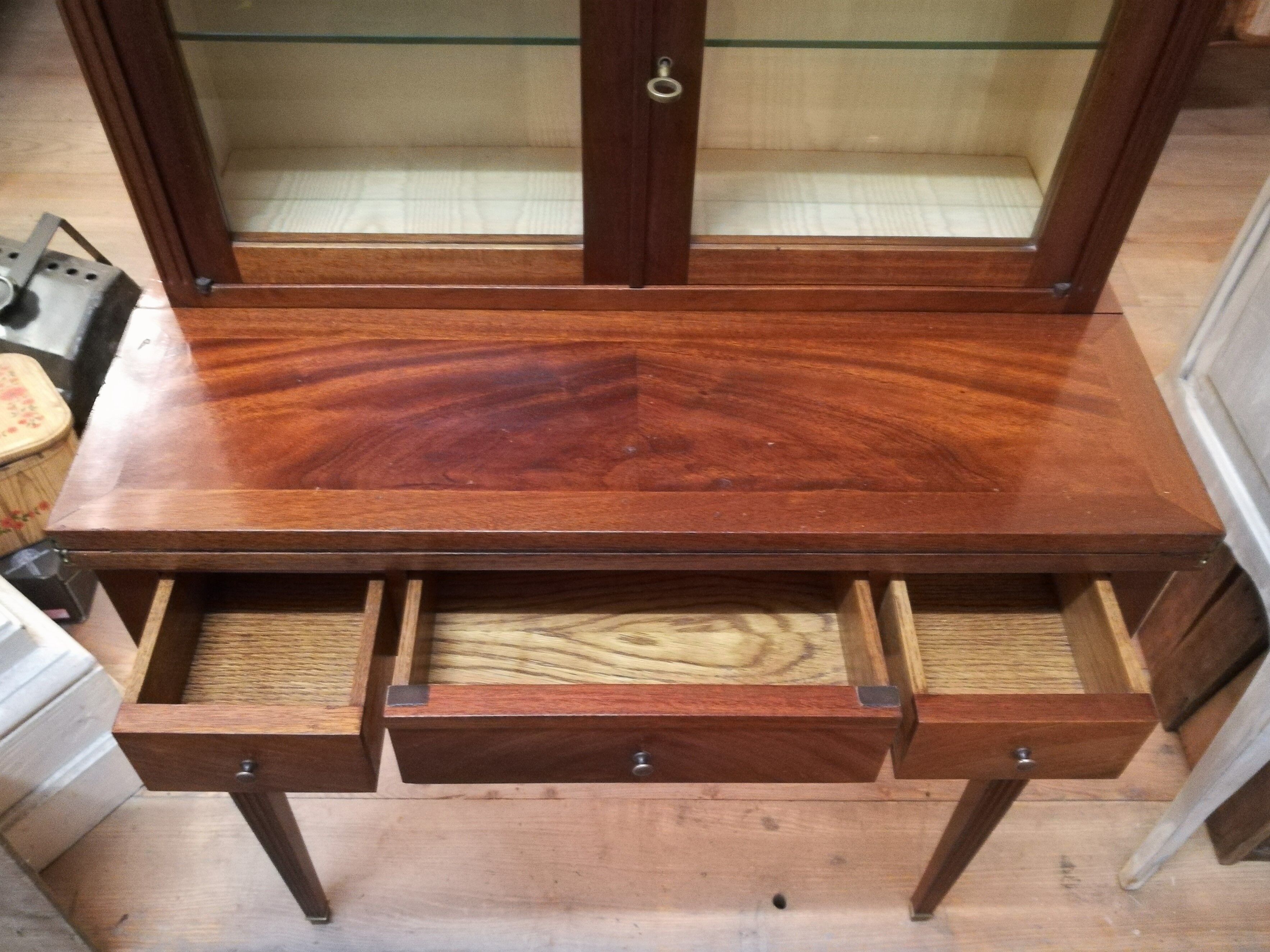 Happiness of the day mahogany Louis XVI style