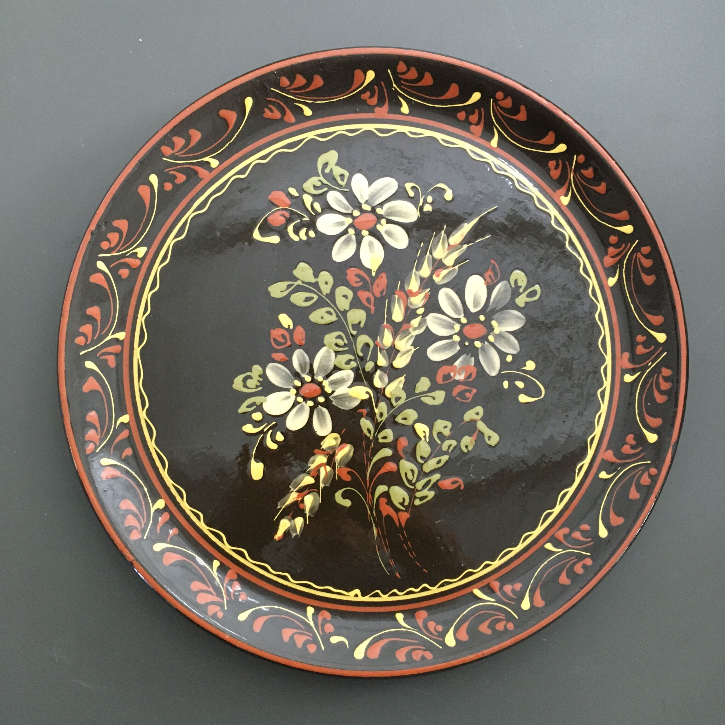 Floral decoration dish