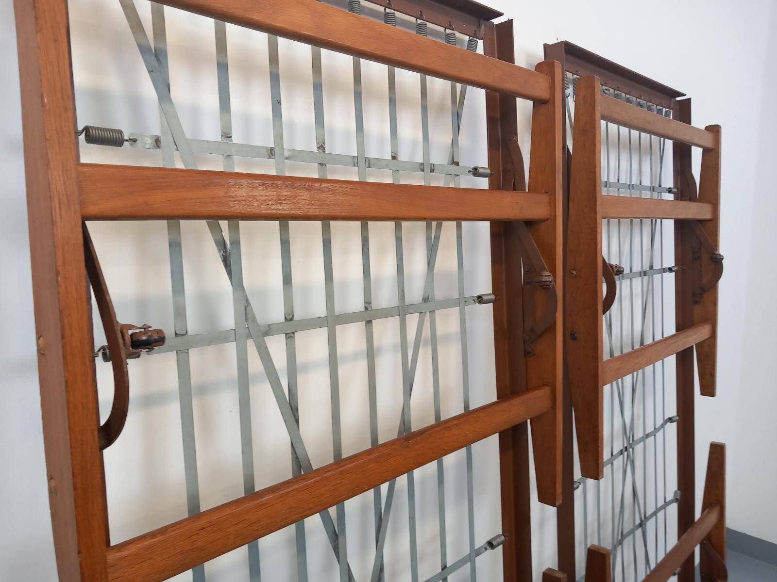 Pair of vintage stackable daybeds in oak wood and metal from the 60s