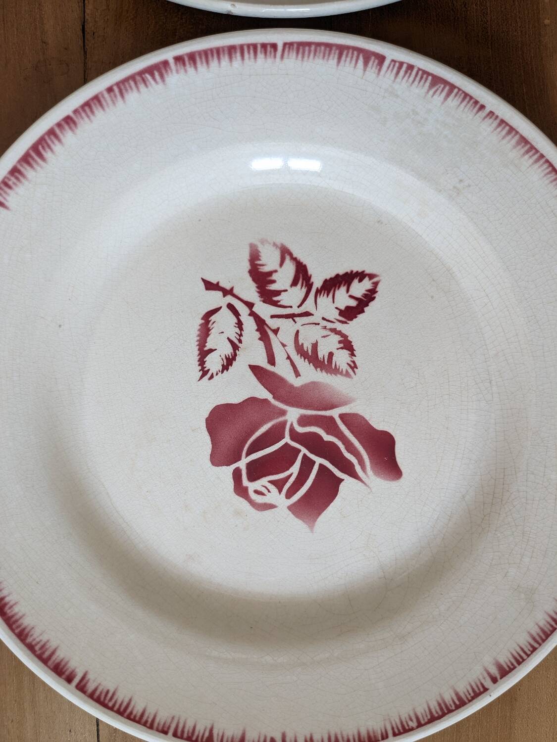 2 Digoin Sarreguemines Rolande dinner plates