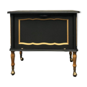 Black and gold mini bar