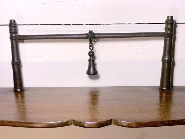 Mini étagère faux bambou du début du 20ème siècle en noyer, France