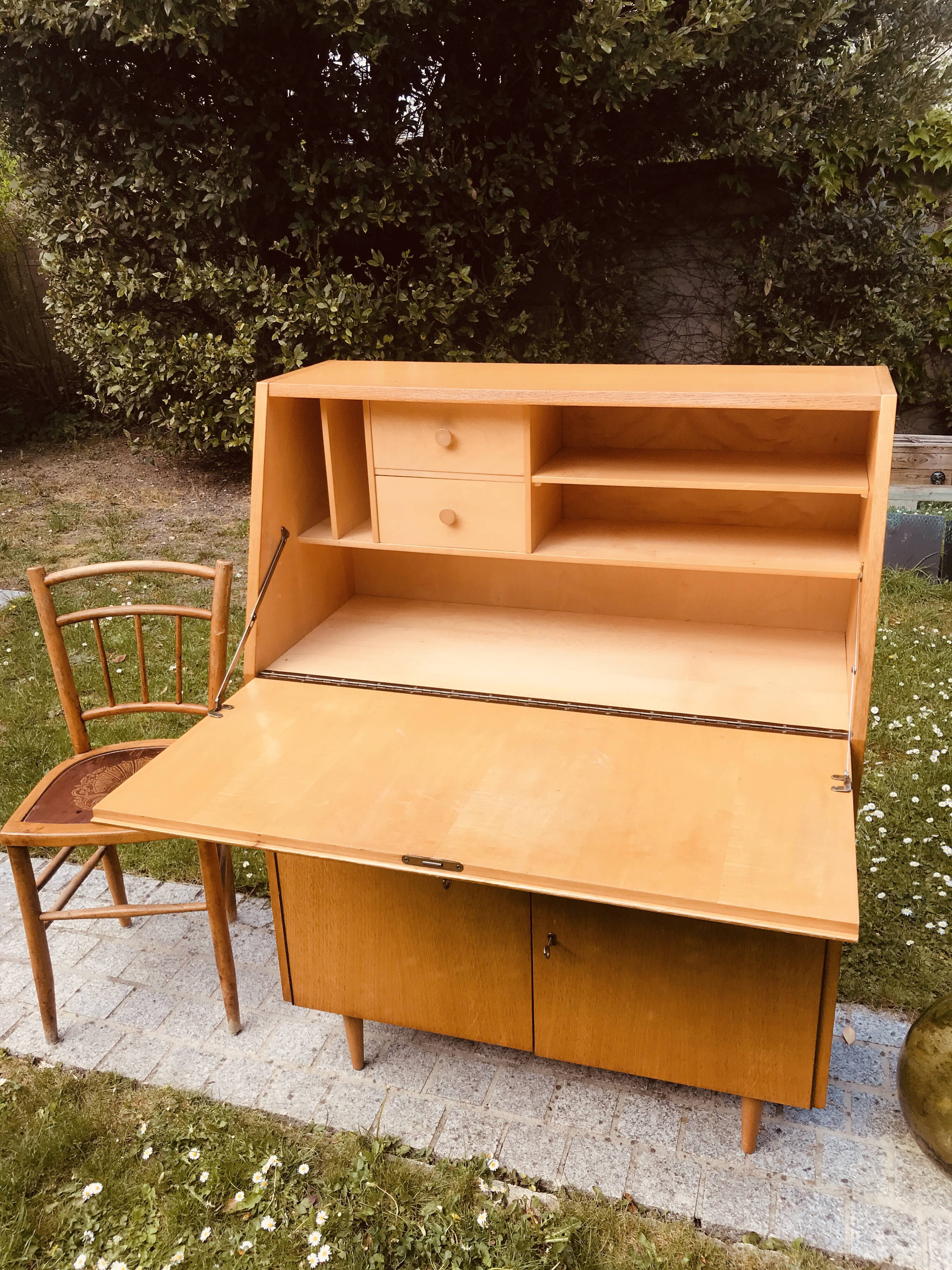 Secretary vintage Office 1960 feet spindles