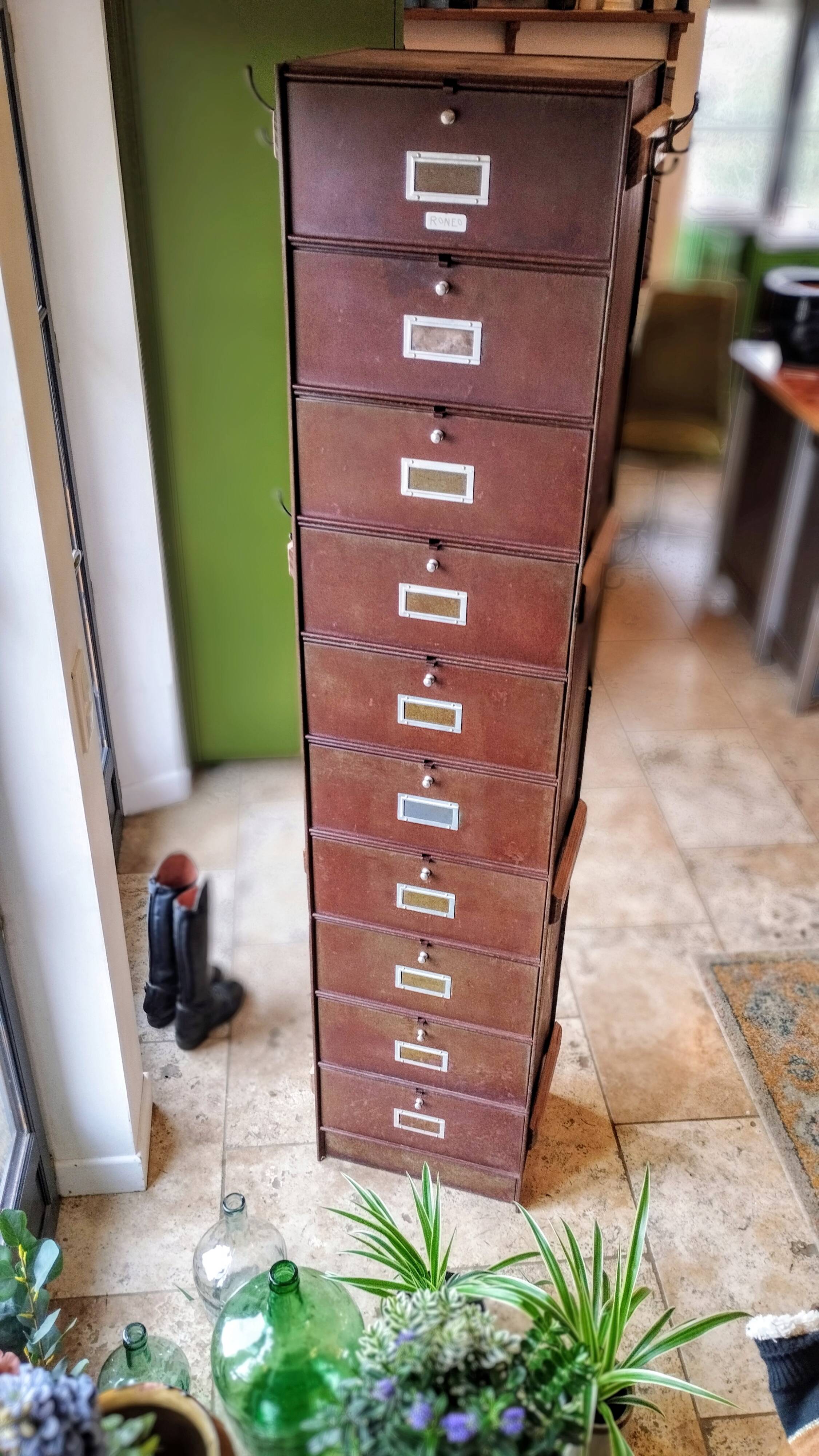 A vintage Roneo industrial flapper from the 1950s with a rusty patina