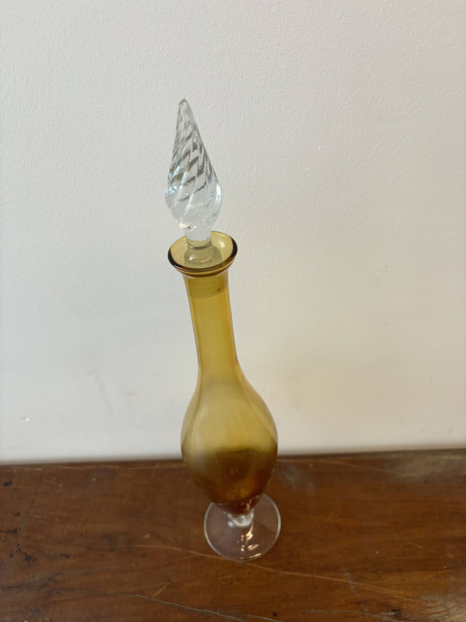 Carafe italienne en verre coloré