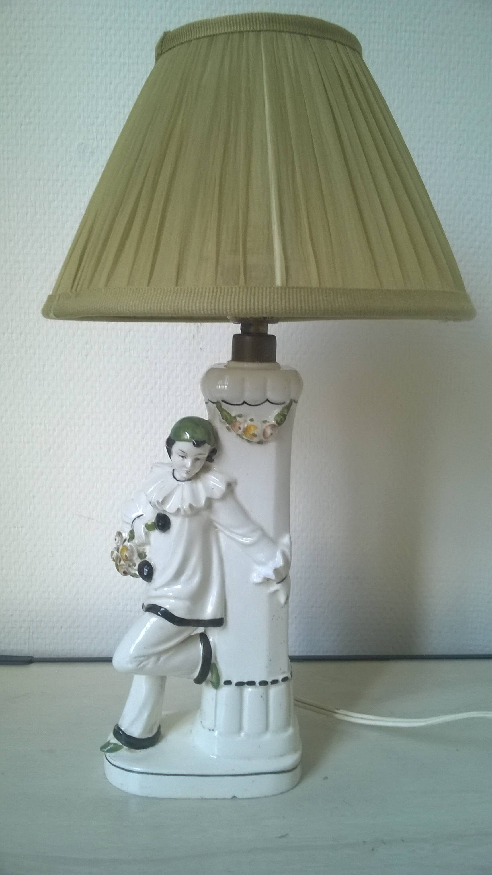 Vintage ceramic table lamp