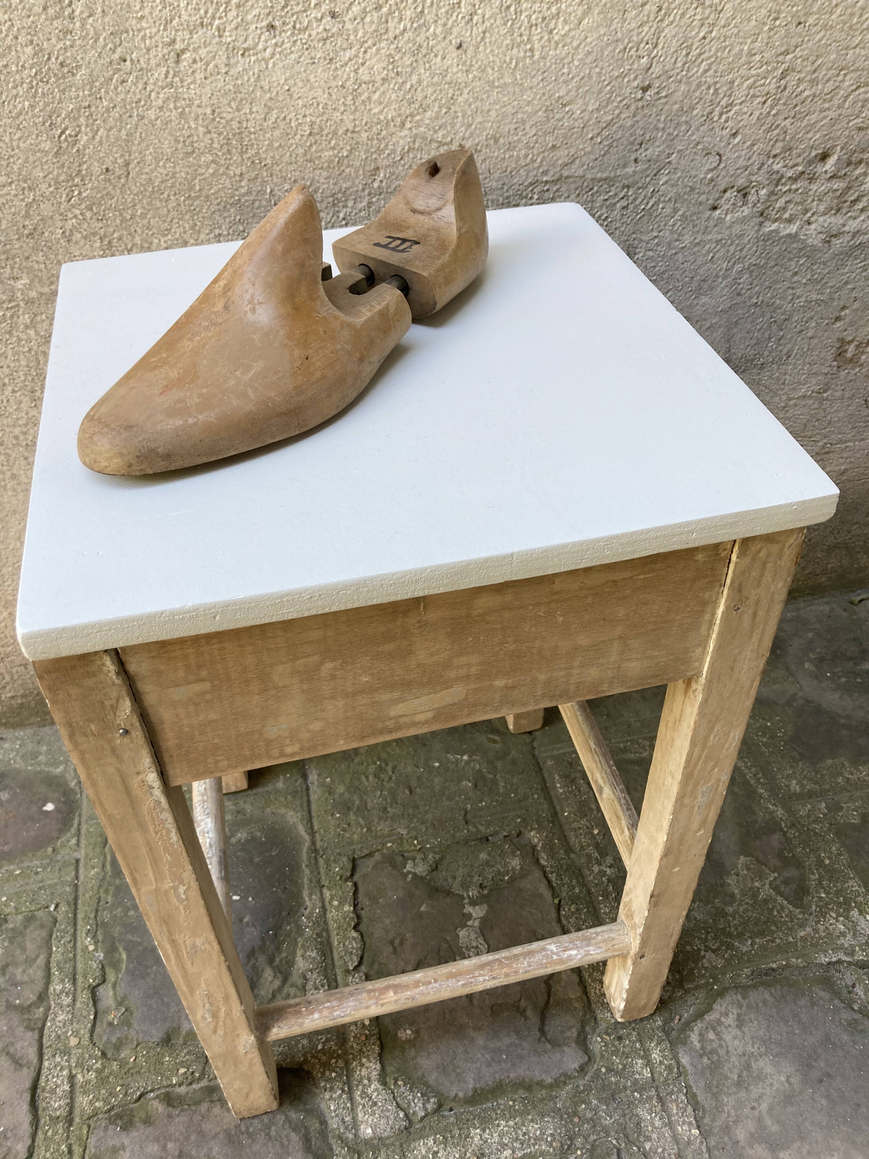 Chest stool