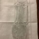 Small cut crystal carafe bearing 2 butterflies