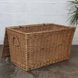 Coffre en osier tressé vintage