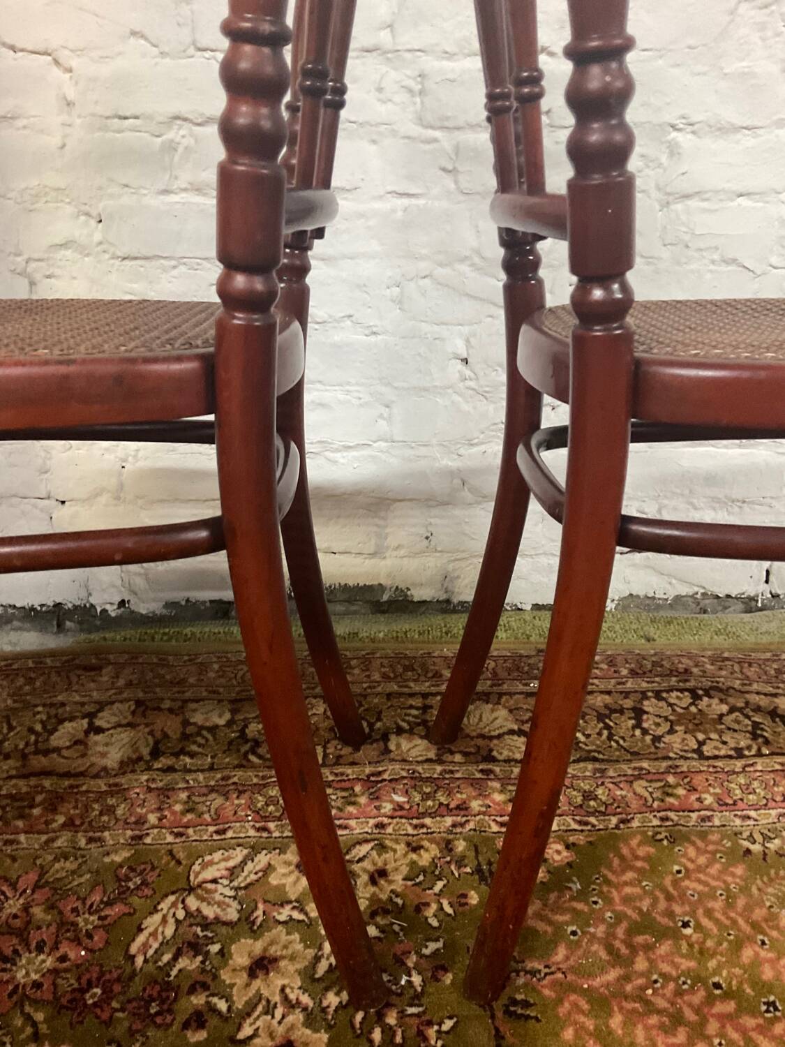 Paire de chaises bistrot Thonet estampillées