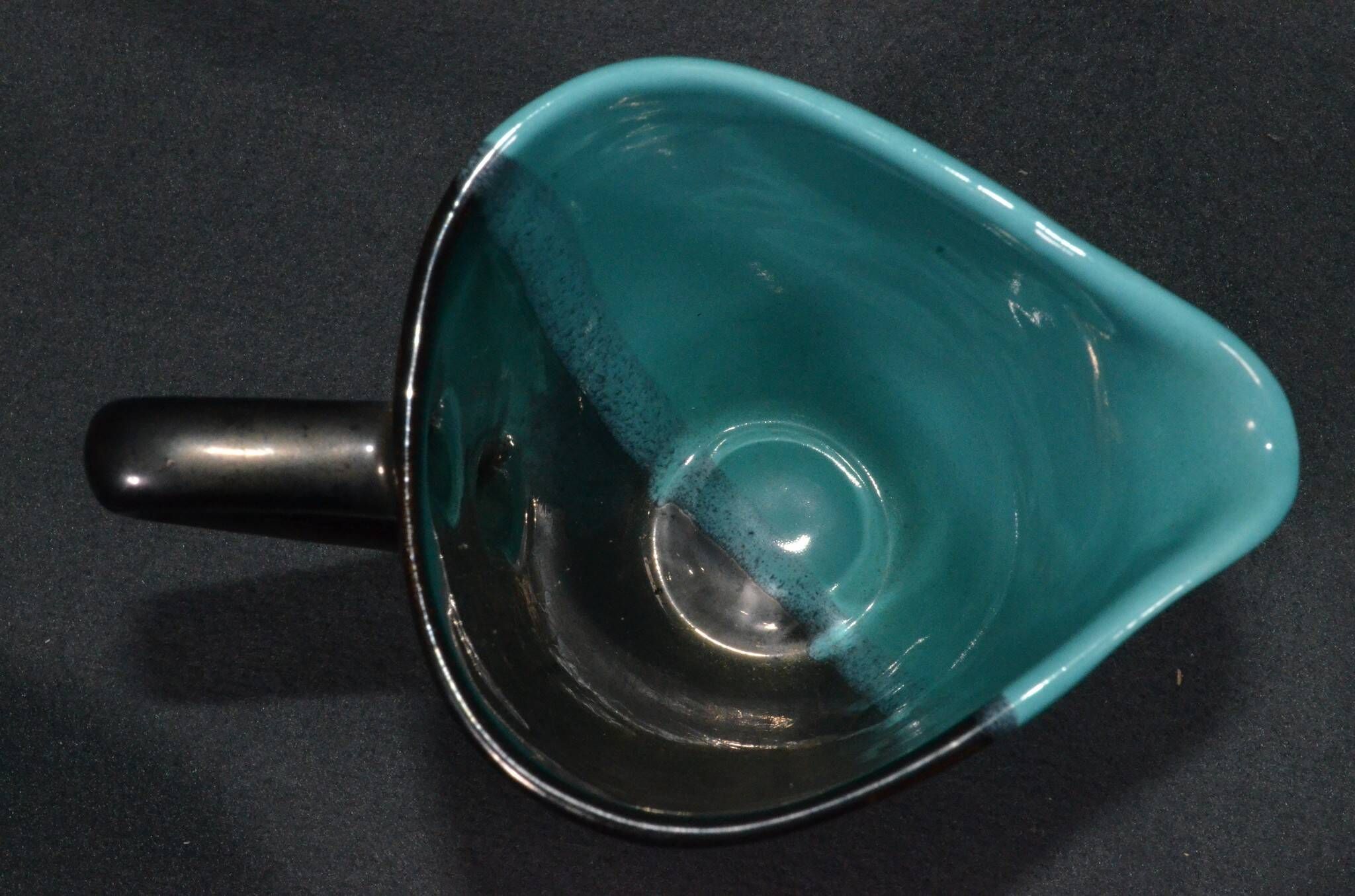 Vallauris coffee service in black and turquoise earthenware.