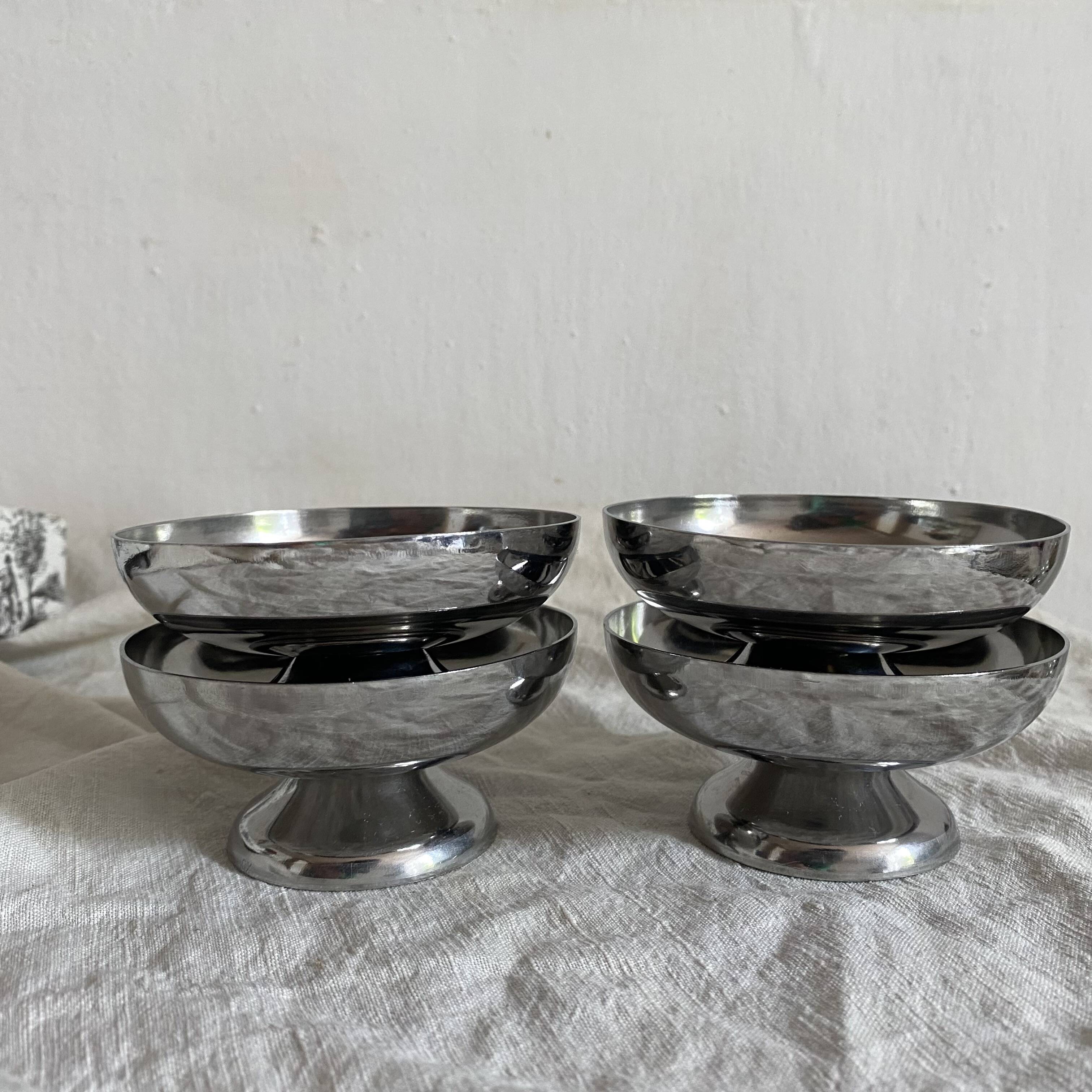 Stainless steel ice cream cups in a box