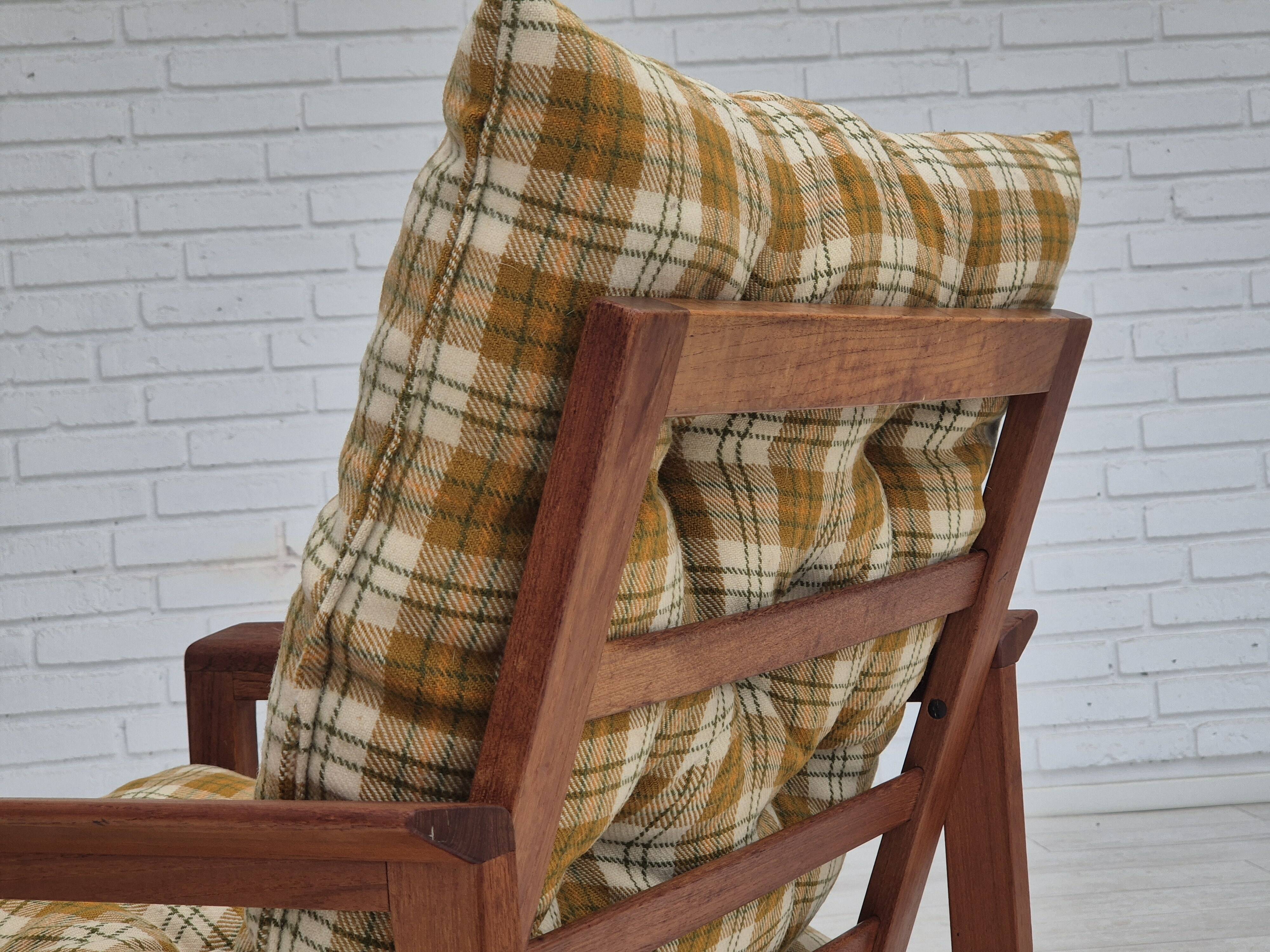 1970s, Danish lounge chair, original condition, furniture wool fabric, teak wood.