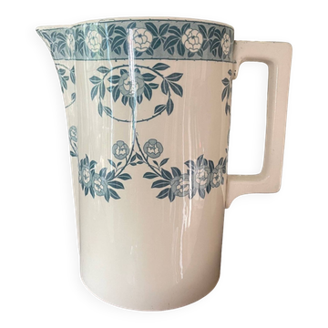 large pitcher (jug) in iron earth U&C Darius