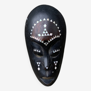 Africa mask in shell wood inlaid Ivory Coast Baoulé African art 1989 old vintage