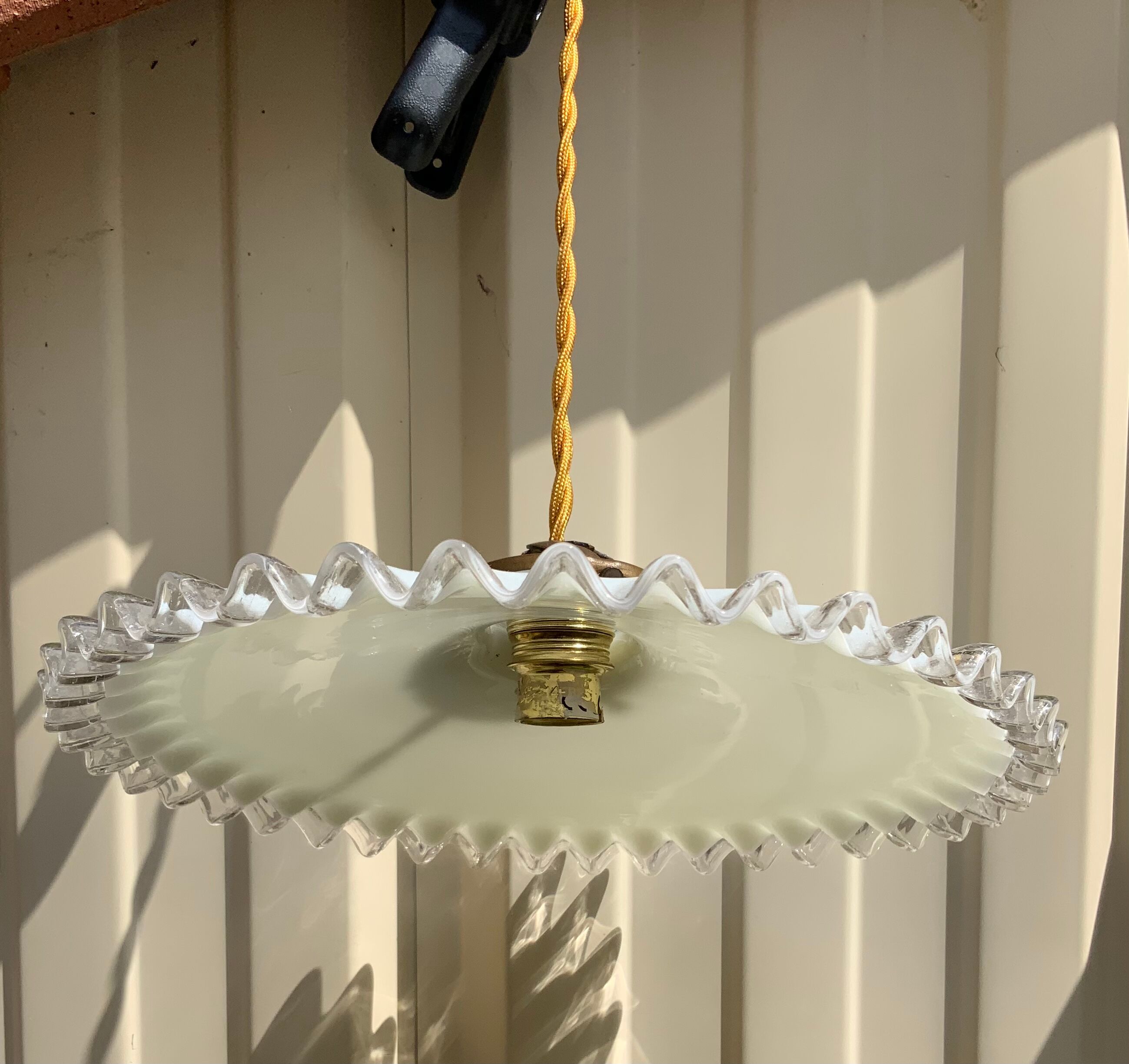 Vintage opaline suspension white wavy threads and gold socket retro firm style