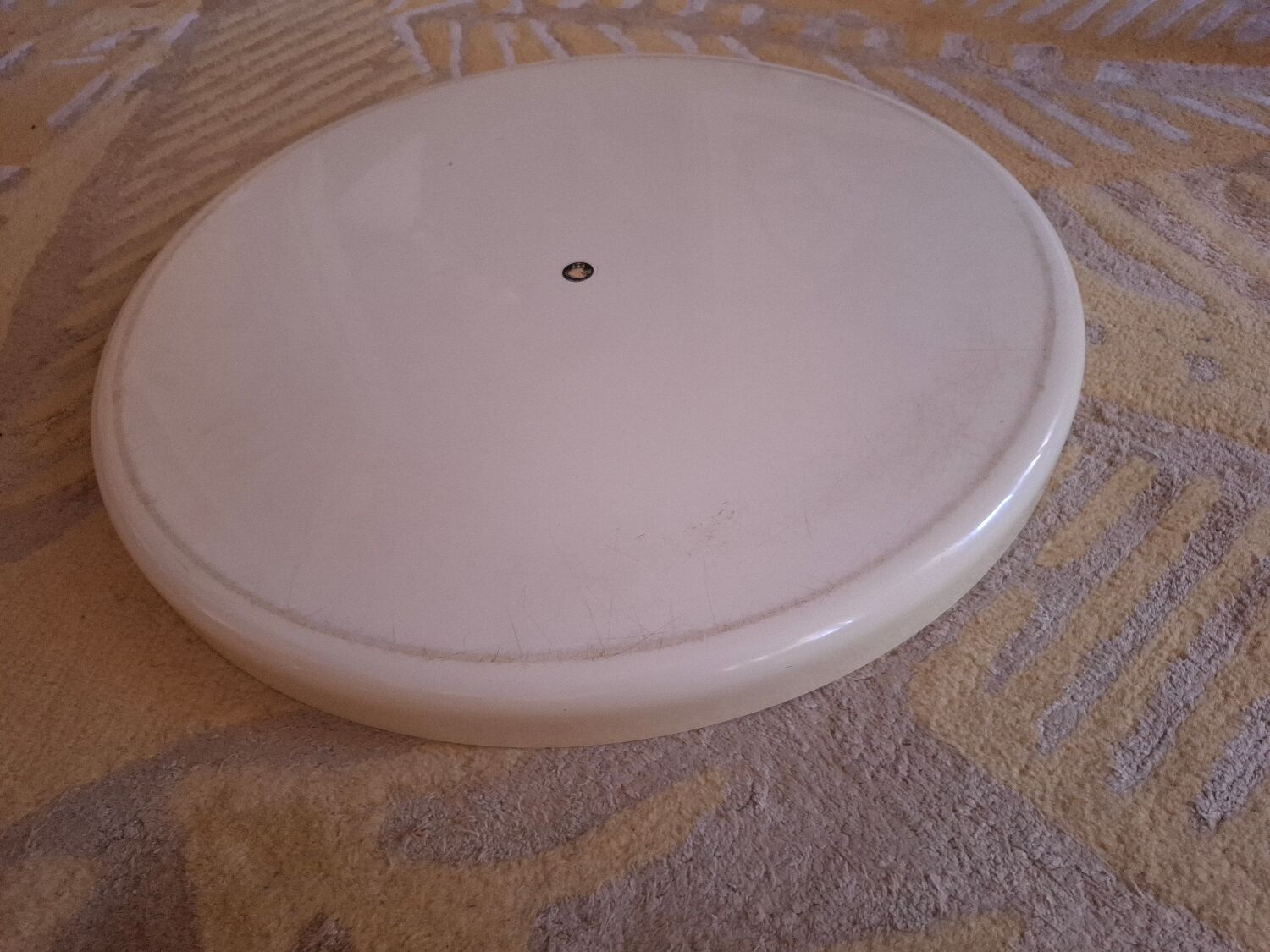 Vintage 70's Guzzini table top (56 cm)