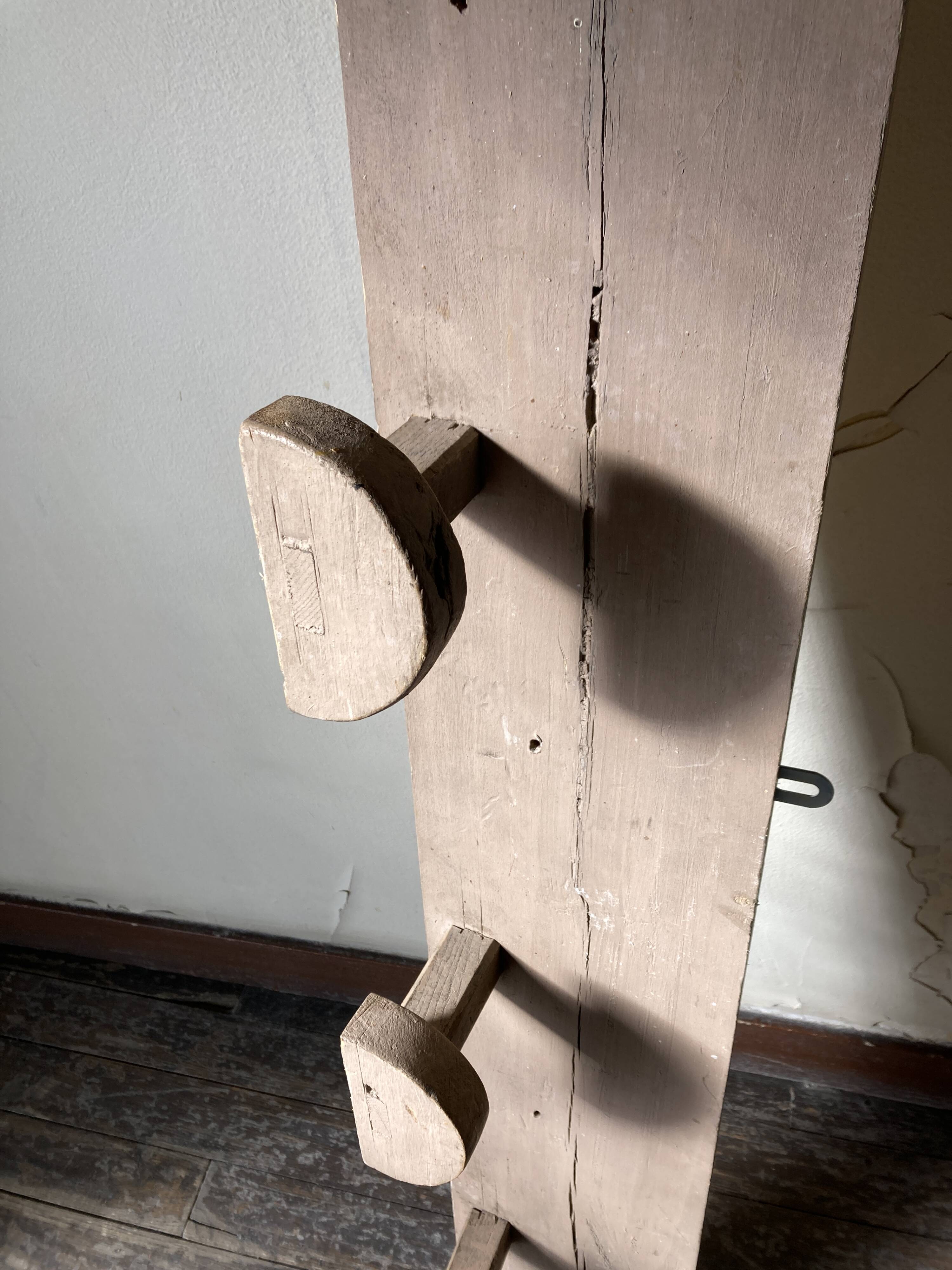 Hudson farm hook folk art original patina 135cm