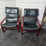 Pair of Scandinavian armchairs in leather and curved wood