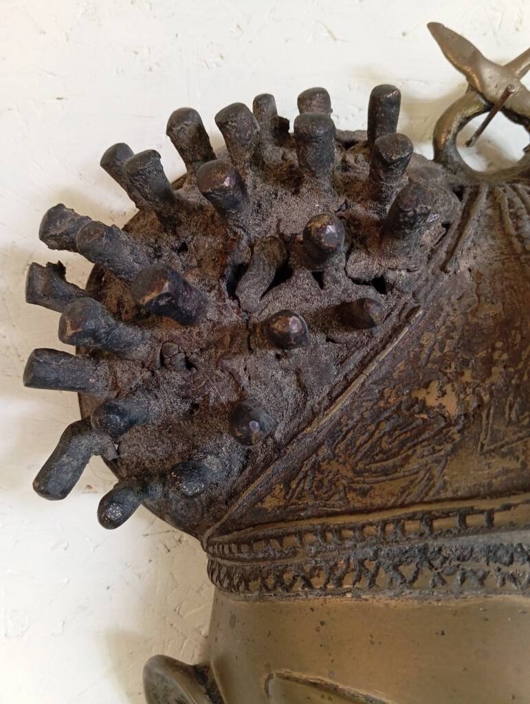 Large bronze Bamoun mask