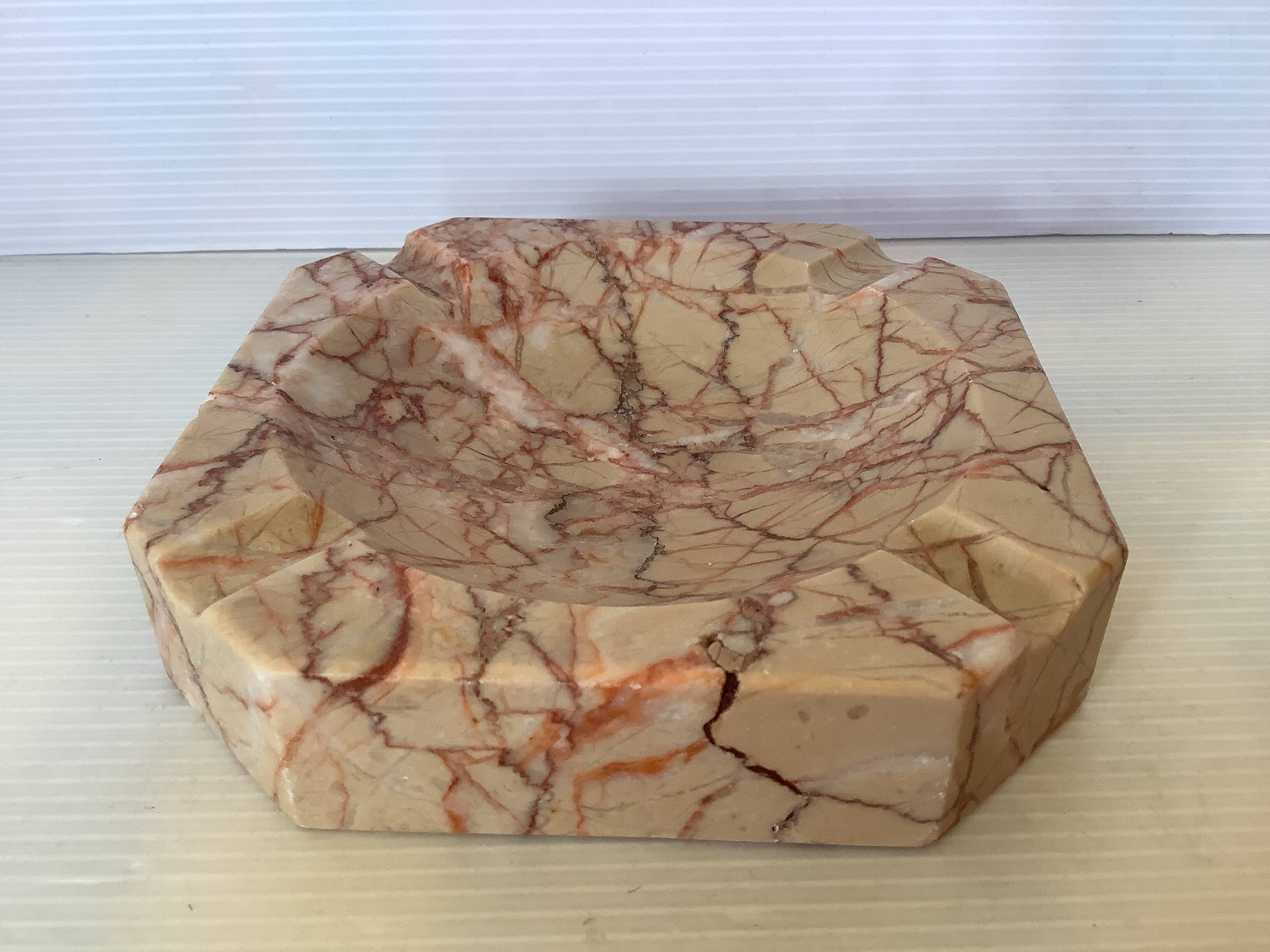 Veined marble ashtray tray