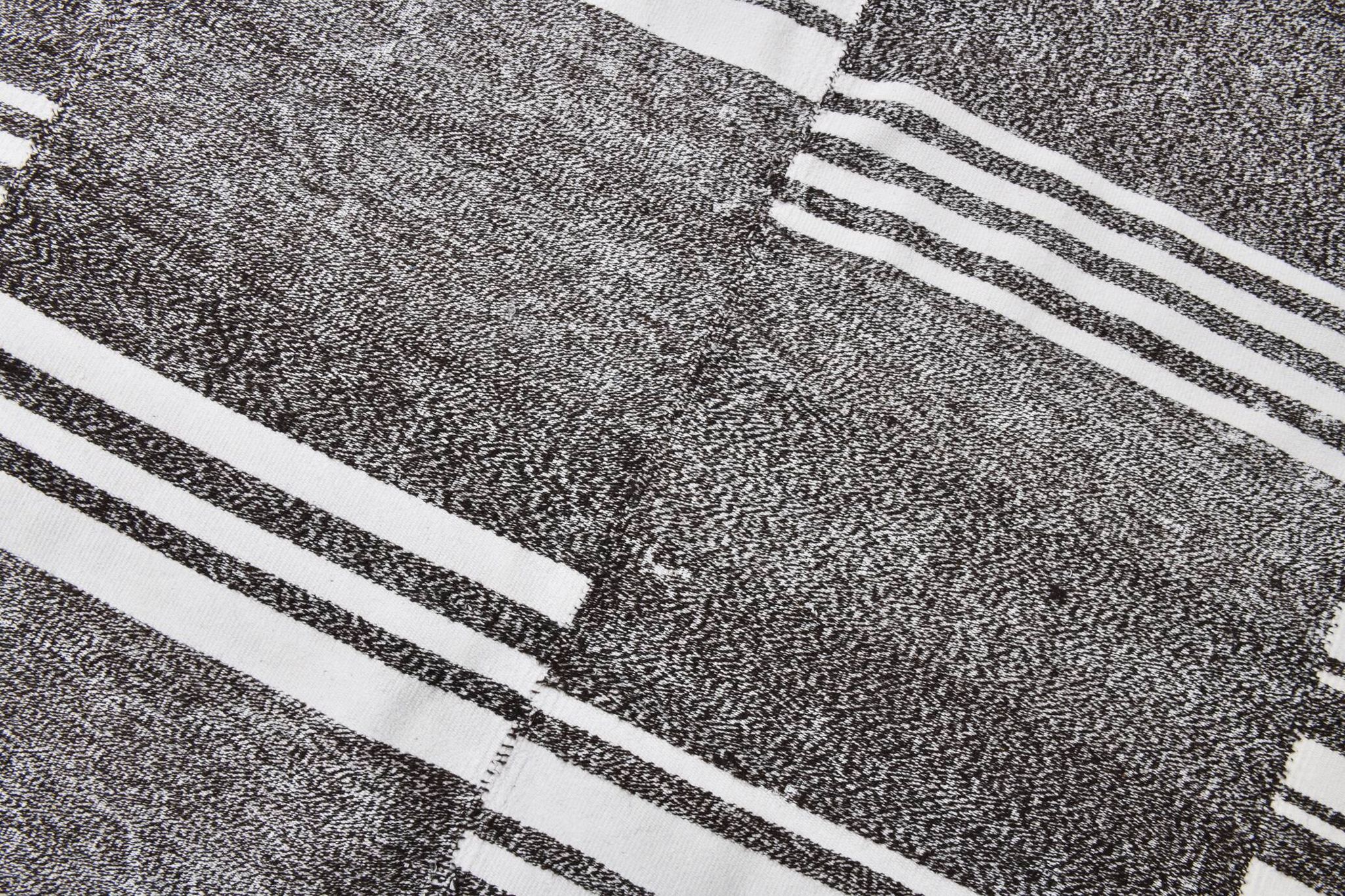 Tapis kilim vintage turc rayé, 206x304 cm